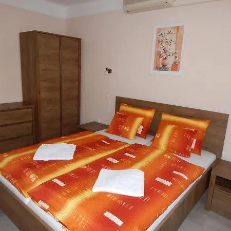 Molnar Apartman Apartment
